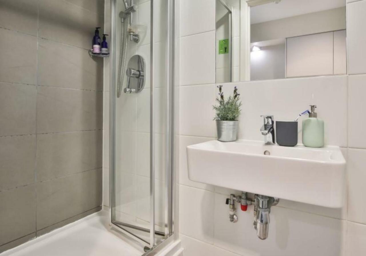 Hashtag South Bank Campus Accommodation ロンドン エクステリア 写真